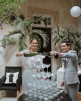 Renta Torre de 5 pisos con Copas Champagne Saucer o Coupe